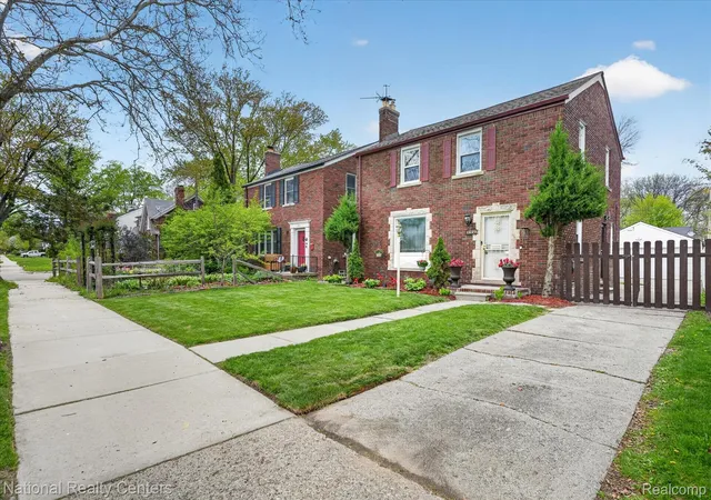 Photo 3 of Single family home for sale at 3956 Harvard Rd, Detroit, MI 48224 | MLS# 20261077751 | Listing updated on 2026-10-09