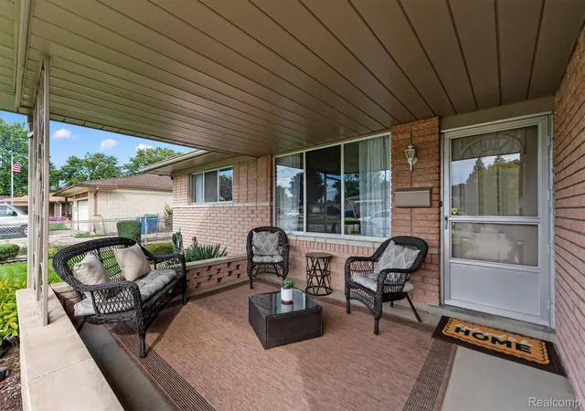 Photo 3 of Single family home for sale at 13141 Balfour Dr, Warren, MI 48088 | MLS# 20261077769 | Listing updated on 2026-10-21