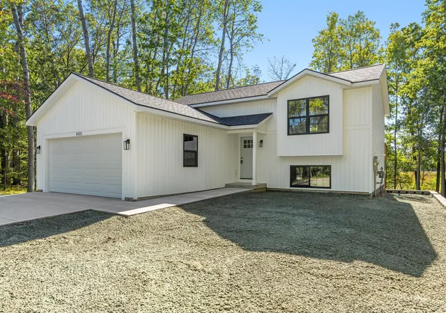 Photo 2 of Single family home for sale at 8321 W Royal Rd #46, Stanwood, MI 49346 | MLS# 65026051270 | Listing updated on 2026-10-17