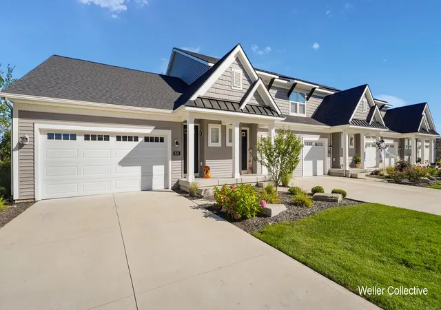 Listing Photo 2 - Condo for sale in building located at 1641 Thyme Dr SW, Byron Center, MI 49315