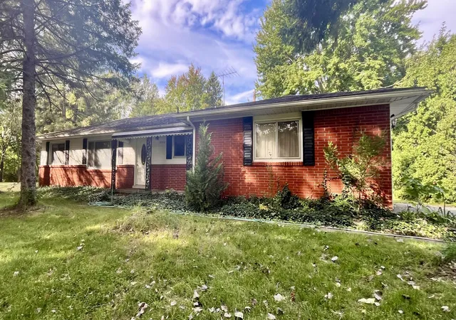 Photo 1 of Single family home for sale at 21112 Wilmot Rd, Belleville, MI 48111 | MLS# 81026051312 | Listing updated on 2026-10-17