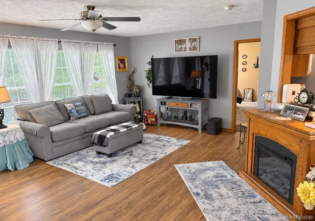 Photo 2 of Single family home for sale at 373 Crabapple Ln, Mason, MI 48854 | MLS# 20261077847 | Listing updated on 2026-10-14