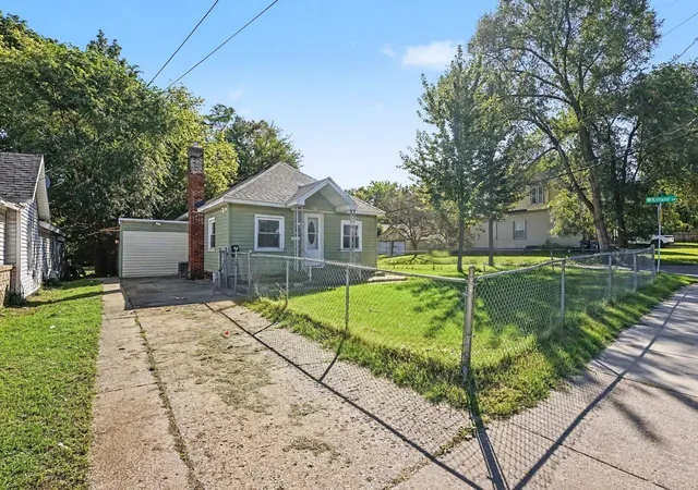 Photo 2 of Single family home for sale at 2154 Mckee Ave SW, Grand Rapids, MI 49503 | MLS# 65026051334 | Listing updated on 2026-10-22