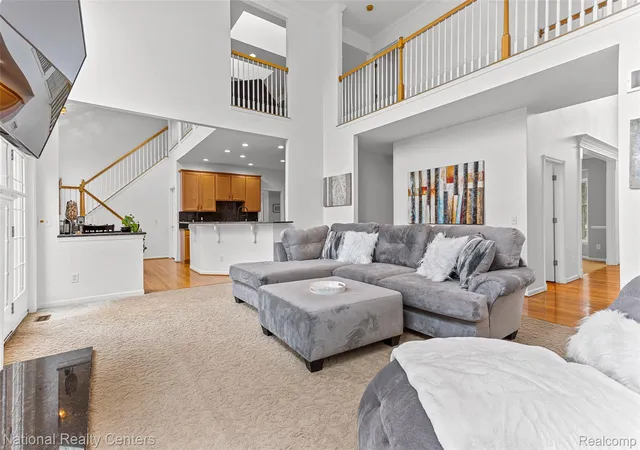 Photo 4 of Single family home for sale at 2077 Applebrook Dr, Commerce Township, MI 48382 | MLS# 20261077858 | Listing updated on 2026-10-20