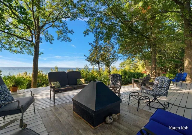 Photo 3 of Single family home for sale at 4779 N Lakeshore Rd, Mears, MI 49436 | MLS# 65026051380 | Listing updated on 2026-10-21