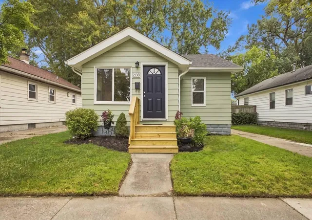 Photo 3 of Single family home for sale at 2138 Leitch Rd, Ferndale, MI 48220 | MLS# 81026051384 | Listing updated on 2026-10-15