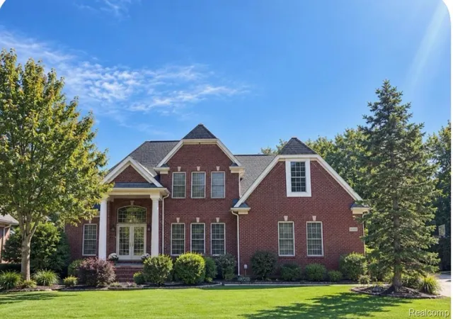 Photo 1 of Single family home for sale at 8467 Grays Dr, Grosse Ile, MI 48138 | MLS# 20261077919 | Listing updated on 2026-10-18