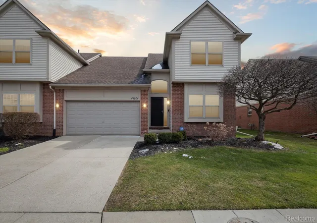 Photo 3 of Condo for sale at 41104 Worthington, Clinton Township, MI 48038 | MLS# 20261077939 | Listing updated on 2026-10-10