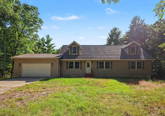 Photo 2 of Single family home for sale at 2361 E Raymond Rd, Twin Lake, MI 49457 | MLS# 65026051426 | Listing updated on 2026-10-11
