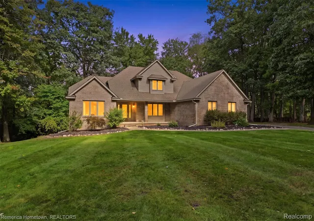 Photo 2 of Single family home for sale at 11975 Cody Crk Ct, South Lyon, MI 48178 | MLS# 20261077980 | Listing updated on 2026-10-12