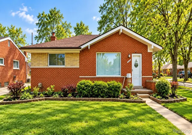 Photo 1 of Single family home for sale at 28326 Alden St, Madison Heights, MI 48071 | MLS# 20261078007 | Listing updated on 2026-10-24