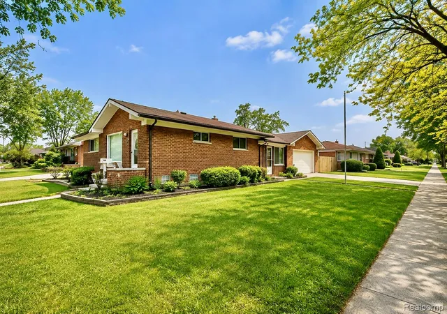 Photo 1 of Single family home for sale at 28326 Alden St, Madison Heights, MI 48071 | MLS# 20261078007 | Listing updated on 2026-10-24