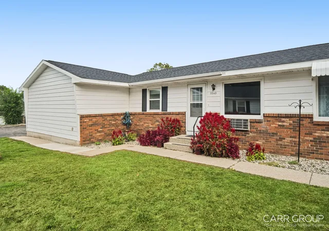 Listing Photo 1 - Condo for sale in building located at 3349 Division Ave SW, Grandville, MI 49418 - Unit #B