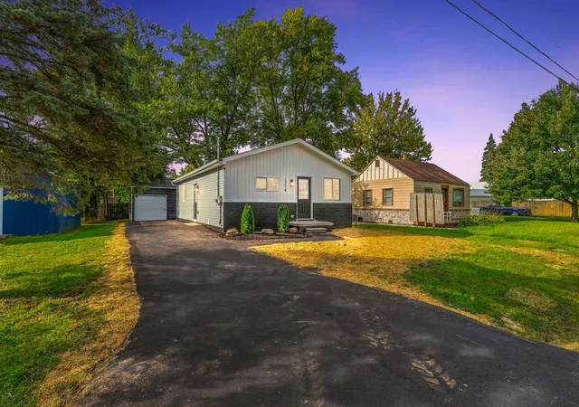 Photo 1 of Single family home for sale at 2214 Kosta St, Burton, MI 48529 | MLS# 5050223092 | Listing updated on 2026-10-11