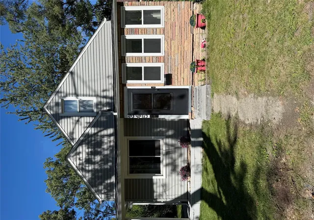 Photo 1 of Sale Pending at 345 E Maxlow Ave, Hazel Park, MI 48030 | MLS# 20261078035 | Listing updated on 2026-10-08