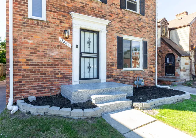 Photo 3 of Single family home for sale at 18625 Northlawn St, Detroit, MI 48221 | MLS# 81026051475 | Listing updated on 2026-10-19