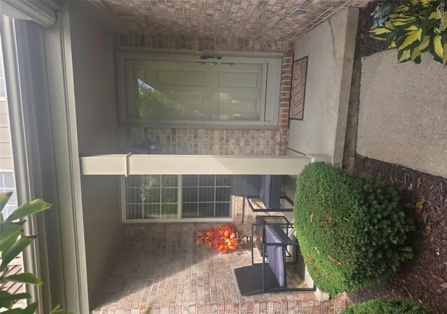 Photo 2 of Condo for sale at 4241 Hunters Cir W, Canton, MI 48188 | MLS# 20261078052 | Listing updated on 2026-10-10