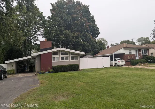 Photo 1 of Sale Pending at 35632 Palmer Rd, Westland, MI 48186 | MLS# 20261078074 | Listing updated on 2026-10-17