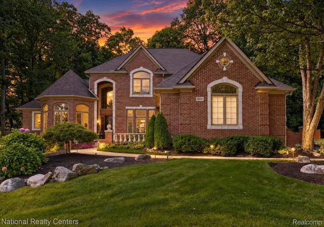 Photo 1 of Sale Pending at 28751 Wintergreen, Farmington Hills, MI 48331 | MLS# 20261078094 | Listing updated on 2026-10-05