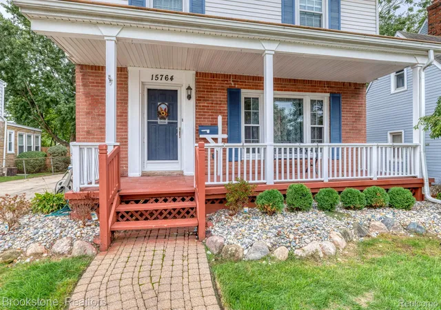 Photo 2 of Single family home for sale at 15764 Deerfield Ave, Eastpointe, MI 48021 | MLS# 20261078098 | Listing updated on 2026-10-13
