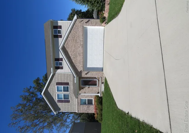 Photo 2 of Single family home for sale at 10884 Is Lake Dr, Taylor, MI 48180 | MLS# 20261078102 | Listing updated on 2026-10-14