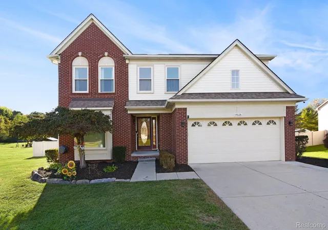 Photo 1 of Single family home for sale at 15626 Aspen Dr, Romulus, MI 48174 | MLS# 20261078103 | Listing updated on 2026-10-10