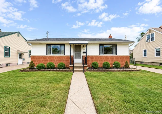 Photo 1 of Sale Pending at 1835 10th Street, Wyandotte, MI 48192 | MLS# 20261078137 | Listing updated on 2026-10-05