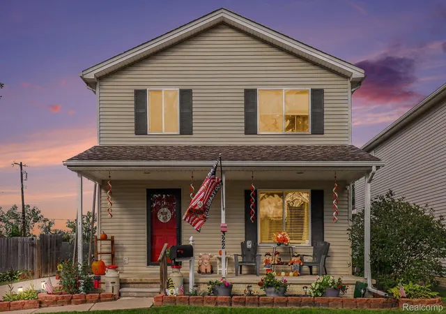 Photo 1 of Single family home for sale at 5322 Moore St, Wayne, MI 48184 | MLS# 20261078139 | Listing updated on 2026-10-10
