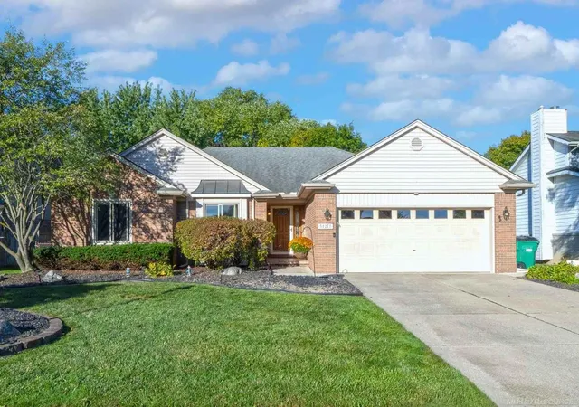 Photo 1 of Sale Pending at 51277 Misty Brk Dr, Chesterfield, MI 48047 | MLS# 58050223128 | Listing updated on 2026-10-07