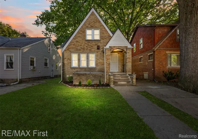 Photo 3 of Single family home for sale at 15828 Cruse St, Detroit, MI 48227 | MLS# 20261078156 | Listing updated on 2026-10-18