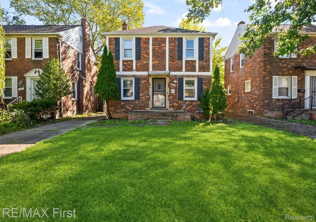 Photo 3 of Single family home for sale at 10410 Somerset Ave, Detroit, MI 48224 | MLS# 20261078162 | Listing updated on 2026-10-05
