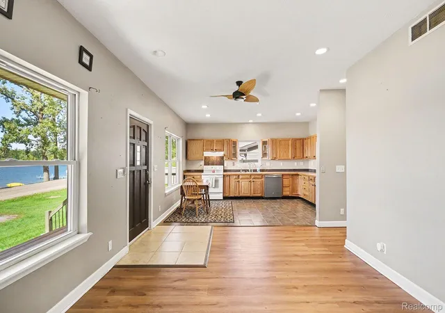 Photo 3 of Single family home for sale at 16057 Murray Rd, Byron, MI 48418 | MLS# 20261078171 | Listing updated on 2026-10-20