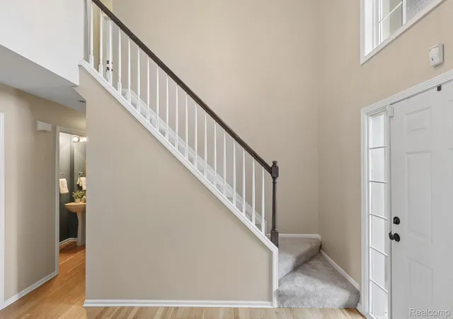 Photo 3 of Single family home for sale at 4527 Timberline Dr, Canton, MI 48188 | MLS# 20261078176 | Listing updated on 2026-10-12