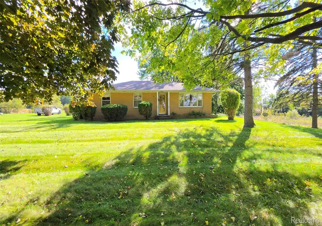 Photo 1 of Sale Pending at 8251 W Ellsworth Rd, Ann Arbor, MI 48103 | MLS# 20261078192 | Listing updated on 2026-10-09