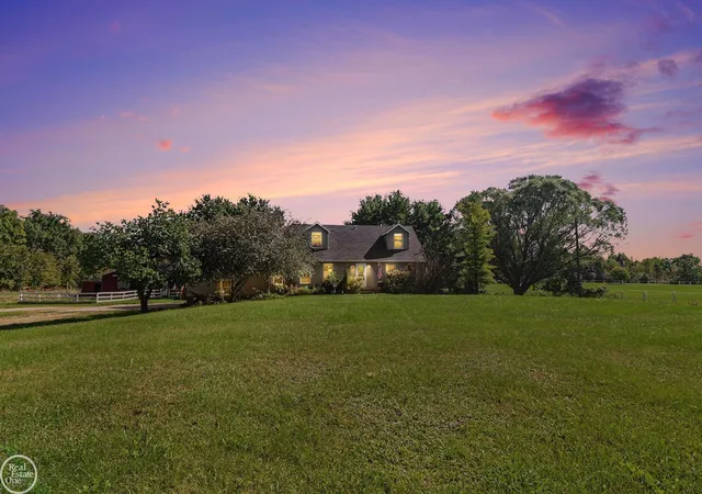 Photo 2 of Single family home for sale at 1090 Thayer Rd, Ortonville, MI 48462 | MLS# 58050223149 | Listing updated on 2026-10-05