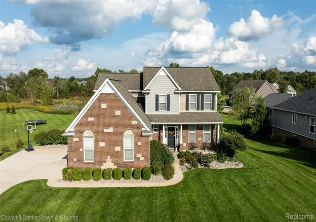 Photo 1 of Sale Pending at 352 Daubony Dr, Brighton, MI 48114 | MLS# 20261078235 | Listing updated on 2026-10-28