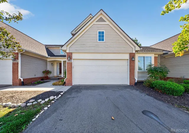 Photo 2 of Condo for sale at 4404 Willow View Ct, Howell, MI 48843 | MLS# 20261078242 | Listing updated on 2026-10-11