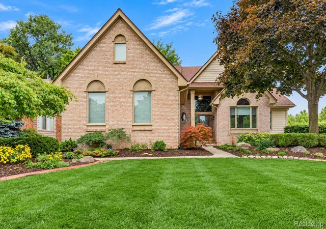 Photo 1 of Single family home for sale at 45536 Glengarry Blvd, Canton, MI 48188 | MLS# 20261078281 | Listing updated on 2026-10-15