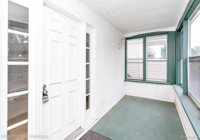Photo 3 of Single family home for sale at 455 E Lewiston Ave, Ferndale, MI 48220 | MLS# 20261078322 | Listing updated on 2026-10-10