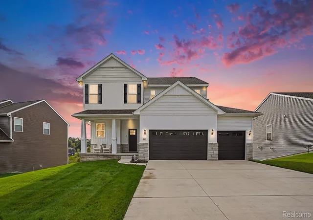 Photo 1 of Single family home for sale at 2862 Bogues View Dr, Howell, MI 48843 | MLS# 20261078365 | Listing updated on 2026-10-11