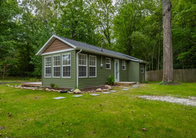 Photo 1 of Single family home for sale at 12661 Red Arrow Hwy, Sawyer, MI 49125 | MLS# 69026051614 | Listing updated on 2026-10-26