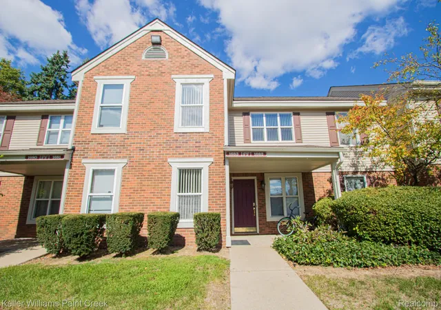 Photo 1 of Condo for sale at 1683 Clemens Cir #41, Rochester Hills, MI 48307 | MLS# 20261078390 | Listing updated on 2026-10-21
