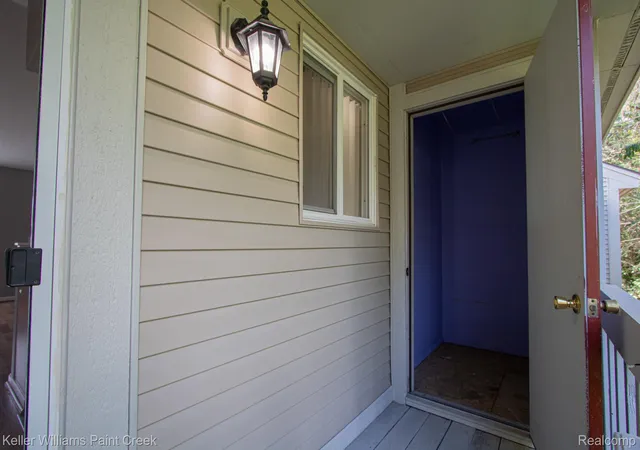 Photo 3 of Condo for sale at 1683 Clemens Cir #41, Rochester Hills, MI 48307 | MLS# 20261078390 | Listing updated on 2026-10-21