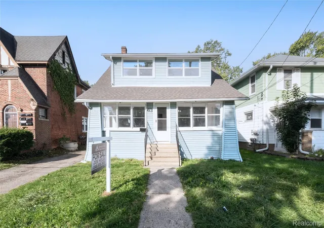 Photo 1 of Single family home for sale at 63 Mark Ave, Pontiac, MI 48340 | MLS# 20261078403 | Listing updated on 2026-10-09