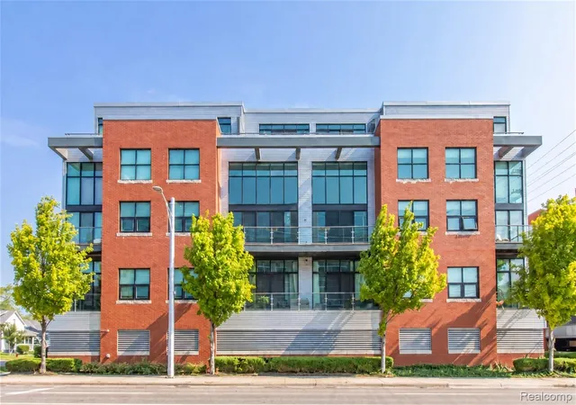 Photo 1 of Condo for sale at 100 Center St #302, Royal Oak, MI 48067 | MLS# 20261078406 | Listing updated on 2026-10-15