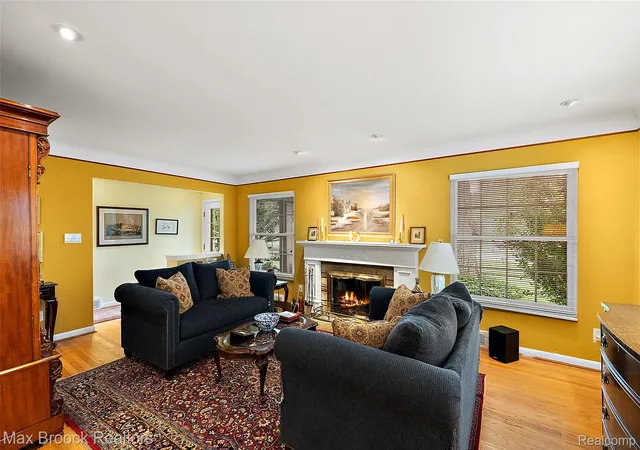Photo 3 of Single family home for sale at 18408 Beverly Rd, Beverly Hills, MI 48025 | MLS# 20261078415 | Listing updated on 2026-10-20