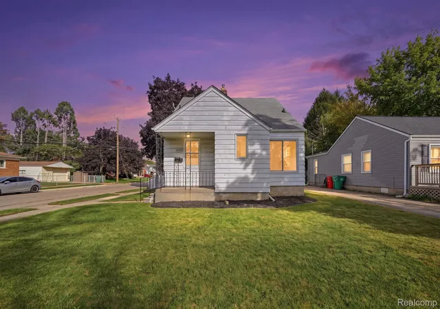 Photo 1 of Single family home for sale at 24480 Phlox Ave, Eastpointe, MI 48021 | MLS# 20261078447 | Listing updated on 2026-10-20