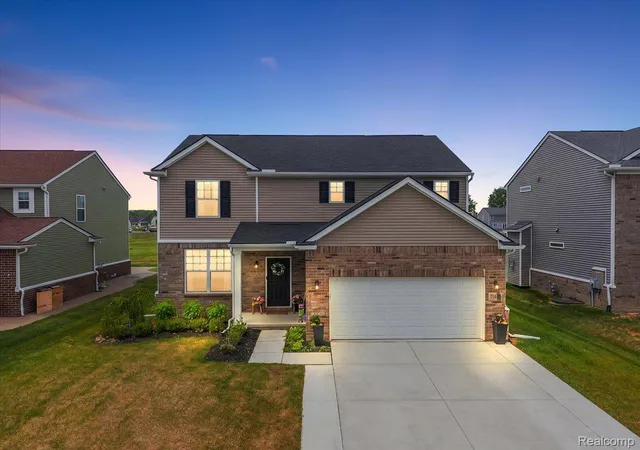 Photo 1 of Single family home for sale at 71471 Julius Dr, Romeo, MI 48065 | MLS# 20261078473 | Listing updated on 2026-10-19