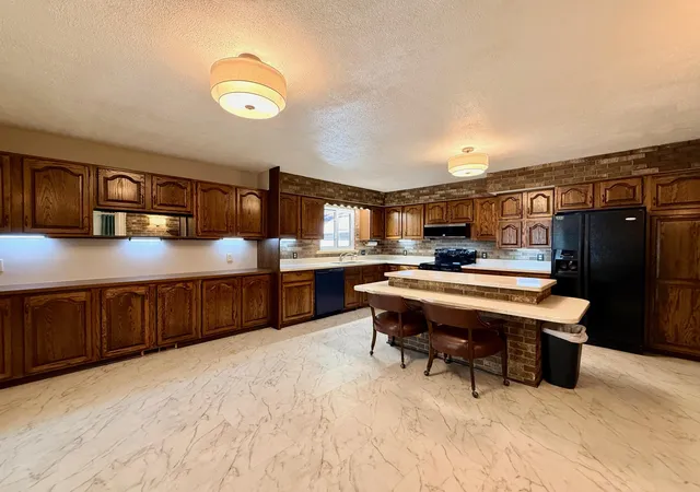 Photo 3 of Single family home for sale at 5012 Tressa Dr, Lansing, MI 48910 | MLS# 71026051675 | Listing updated on 2026-10-20