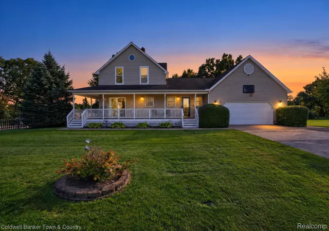 Photo 1 of Single family home for sale at 6347 Oak Grv Rd, Howell, MI 48855 | MLS# 20261078488 | Listing updated on 2026-10-17